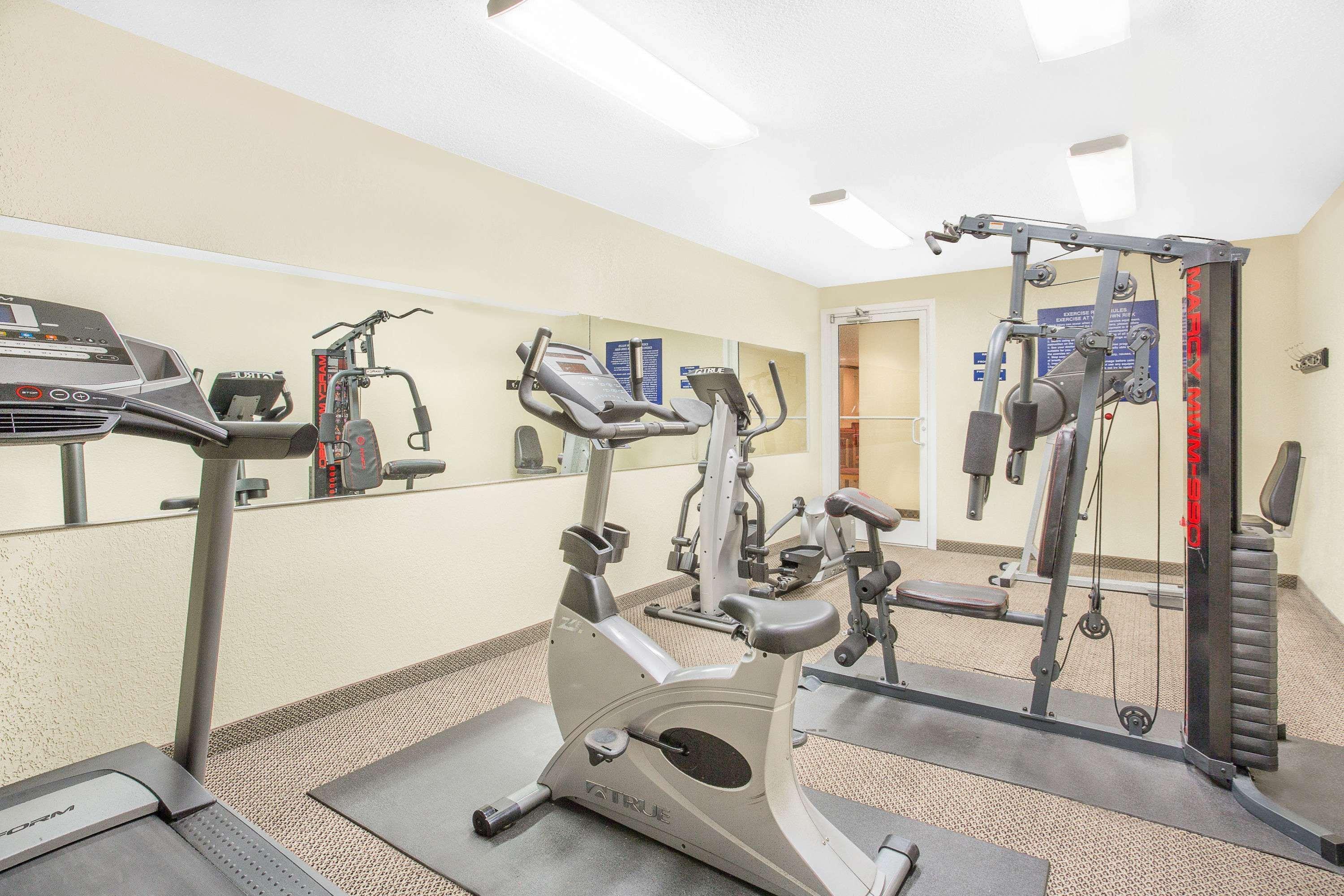 Microtel Inn & Suites Beckley East Bagian luar foto