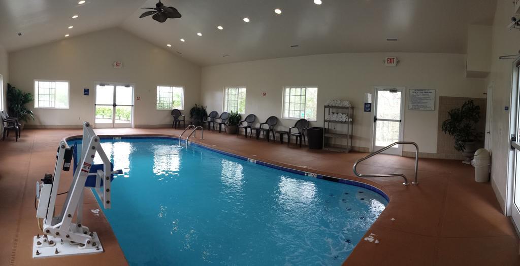 Microtel Inn & Suites Beckley East Bagian luar foto