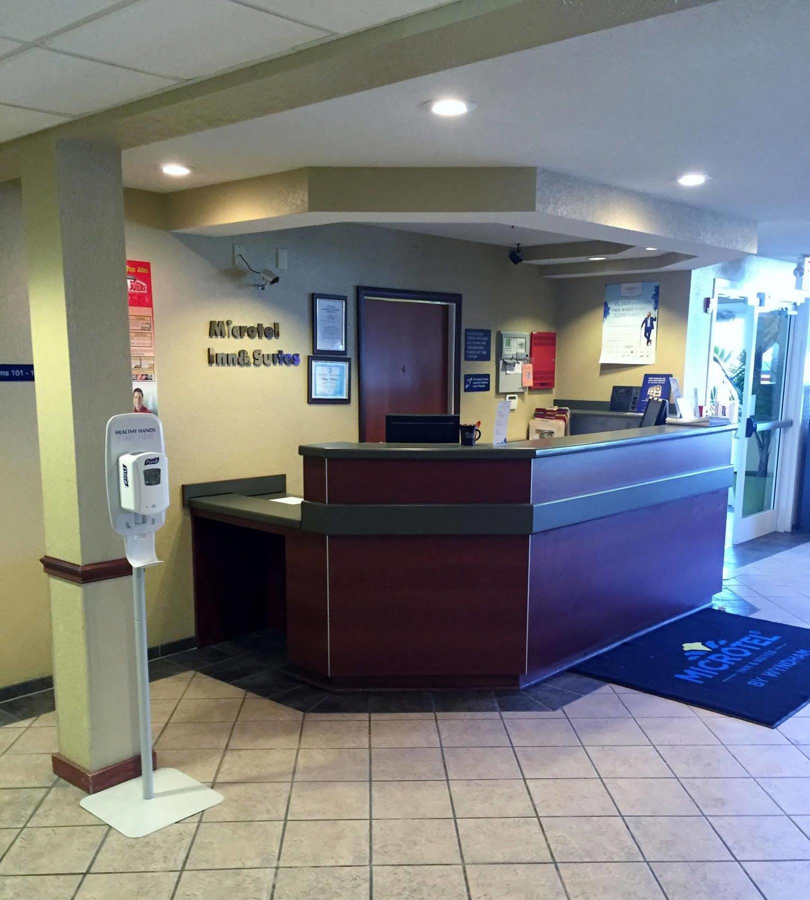 Microtel Inn & Suites Beckley East Bagian luar foto