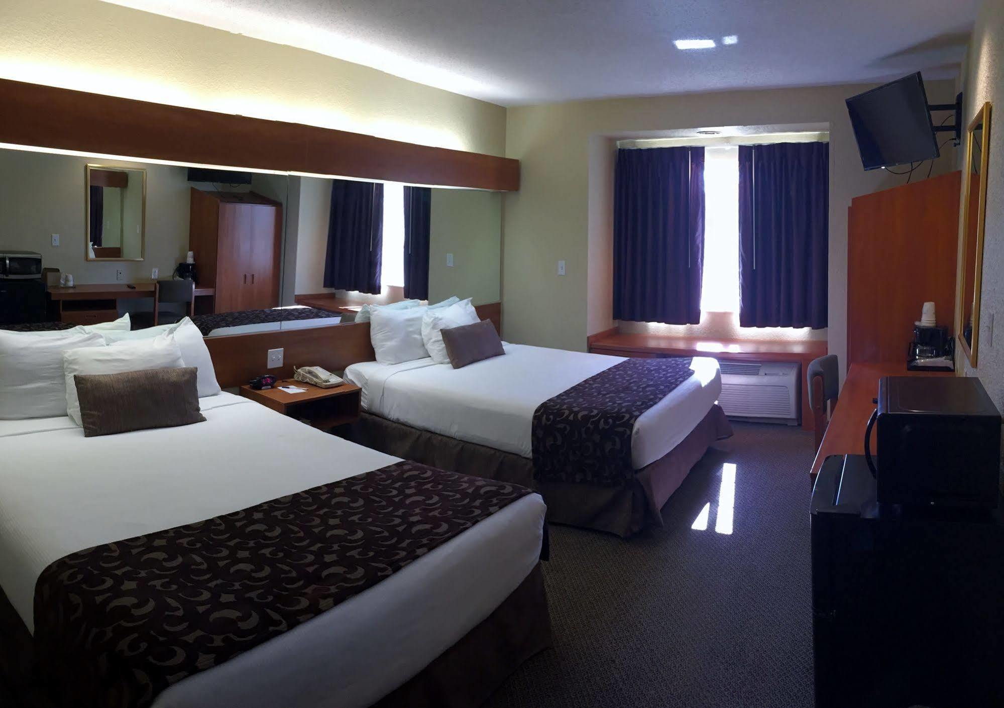 Microtel Inn & Suites Beckley East Bagian luar foto