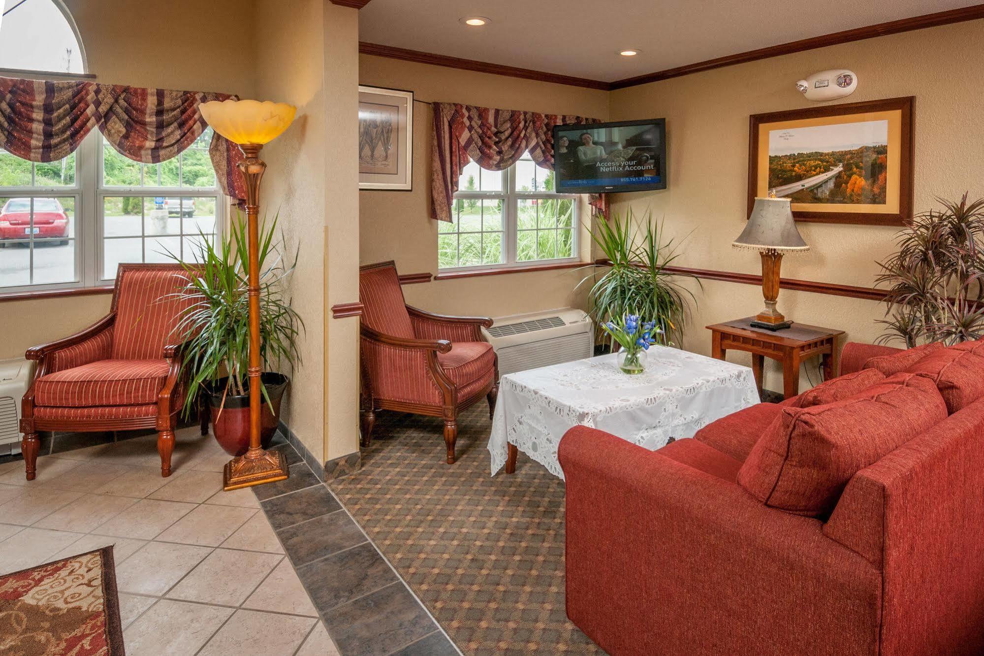 Microtel Inn & Suites Beckley East Bagian luar foto