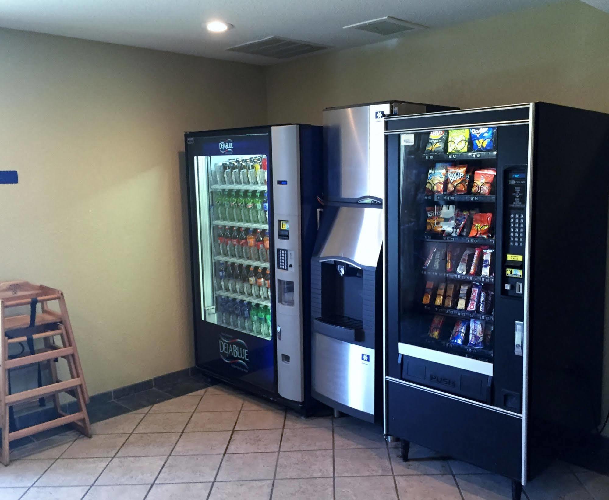 Microtel Inn & Suites Beckley East Bagian luar foto