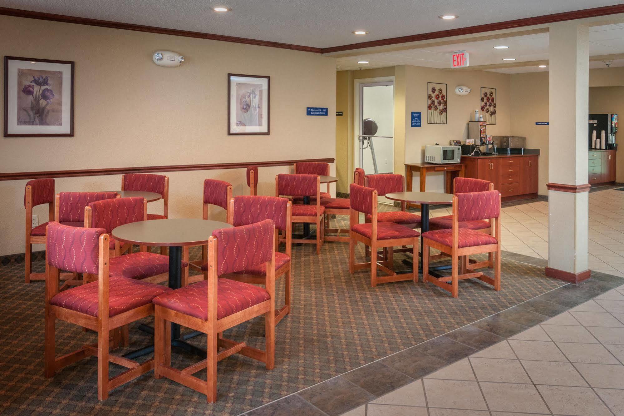 Microtel Inn & Suites Beckley East Bagian luar foto