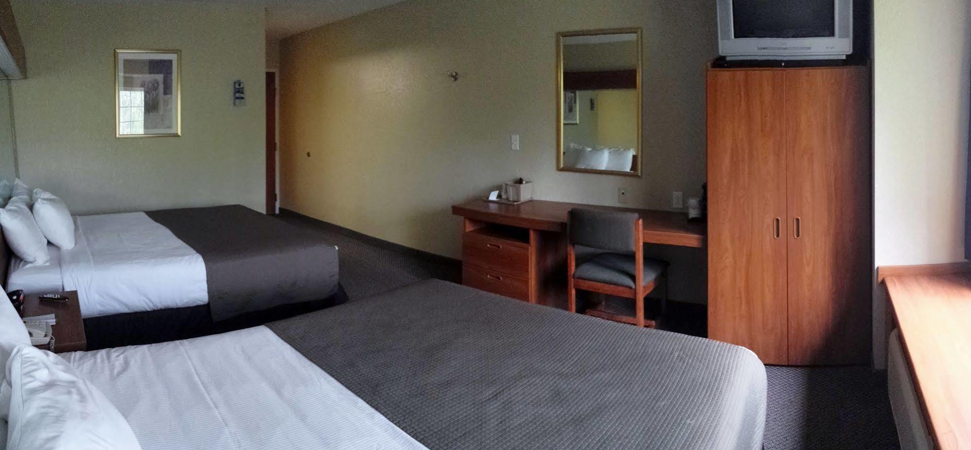 Microtel Inn & Suites Beckley East Bagian luar foto